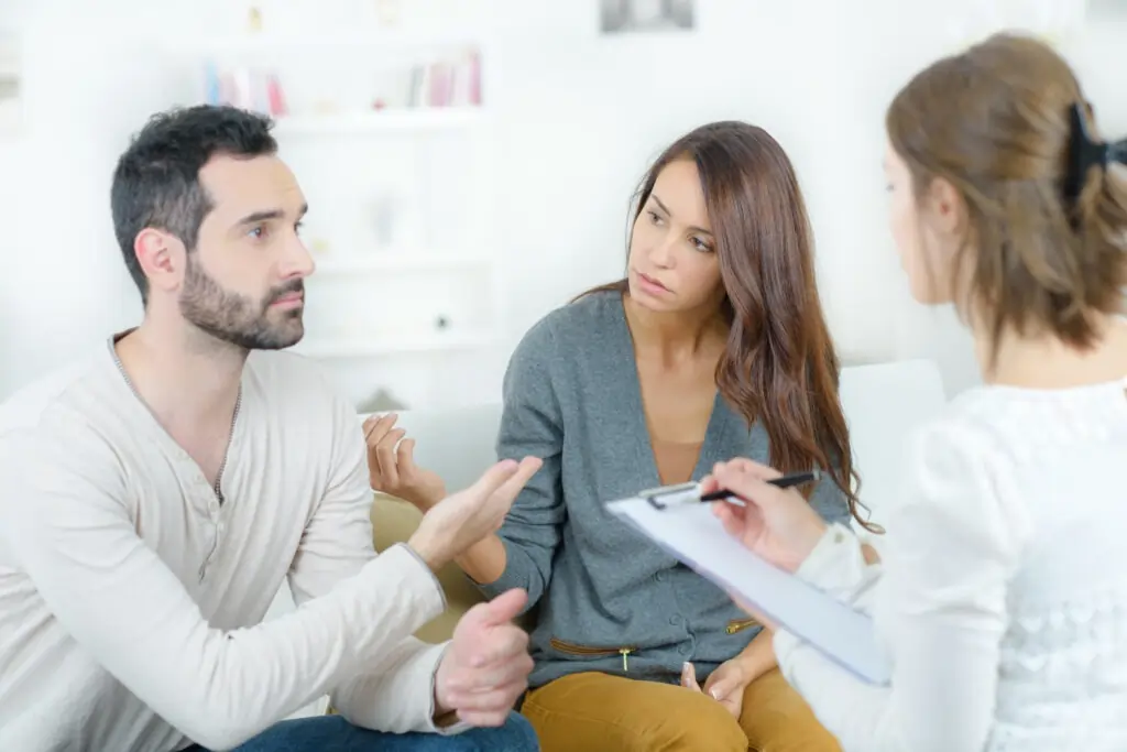 Avoiding Common Pitfalls: Lessons from Experienced Mediators Hastings